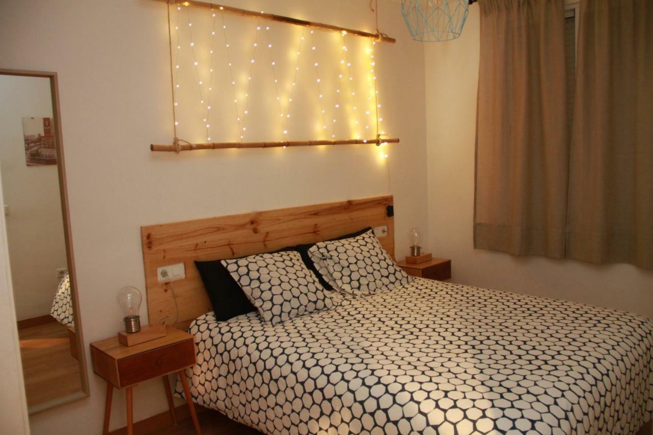 Cozy & Bright Apartment マラガ エクステリア 写真
